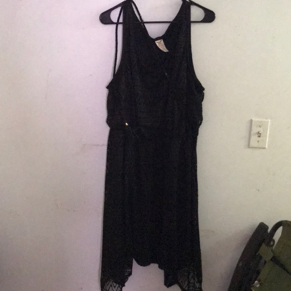 Dress with belt